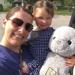 Meet your Posher, Elizabeth